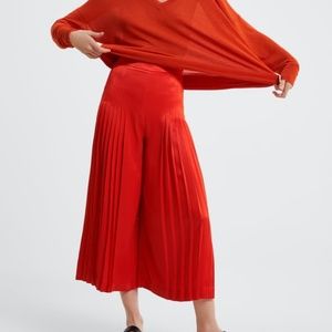 Zara Red Trousers Size Medium